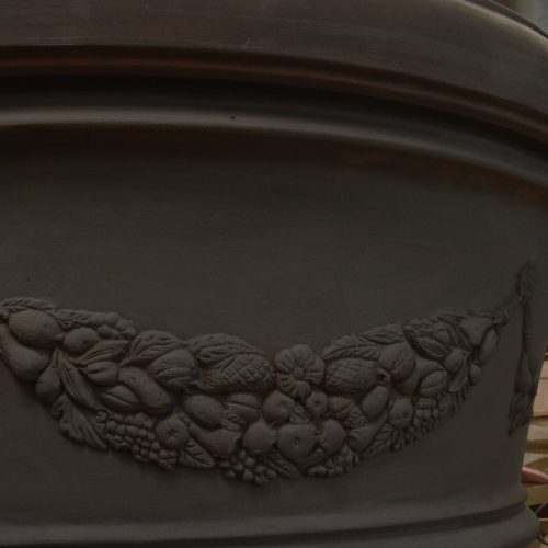 terakota kvetinac detail